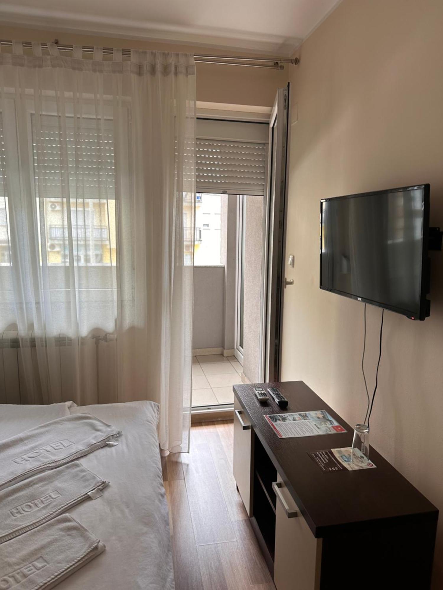 בייאליינה Motel Centar מראה חיצוני תמונה