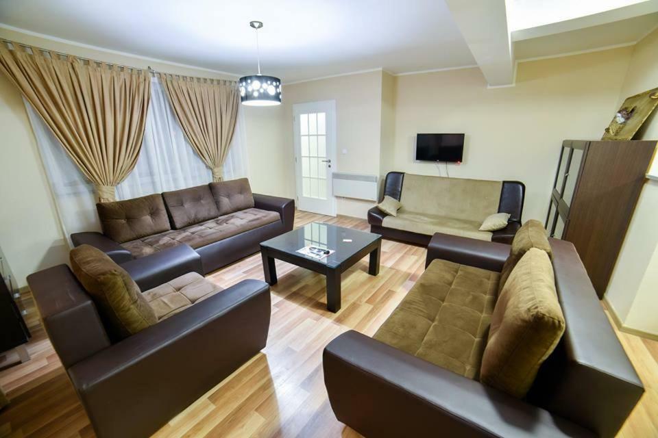 בייאליינה Motel Centar מראה חיצוני תמונה